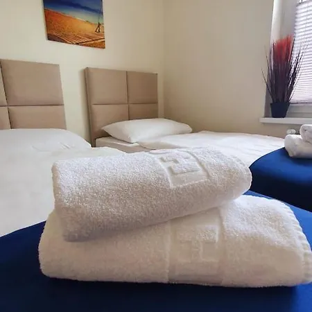 Plazowa Apartment *