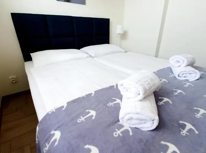 Plazowa アパート *